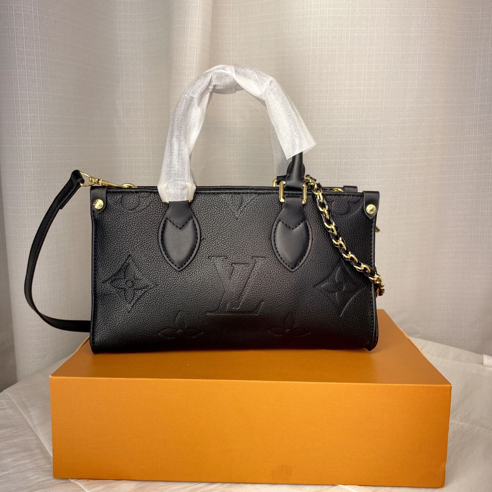 LOUIS VUITTON Empreinte OnTheGo East West