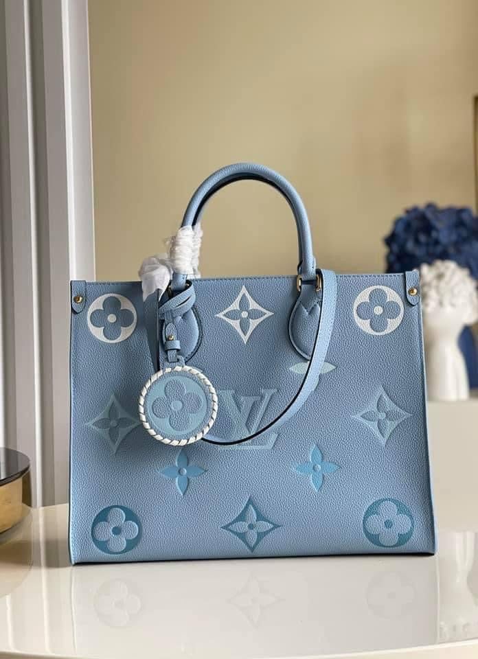 Louis Vuitton Onthego leather tote