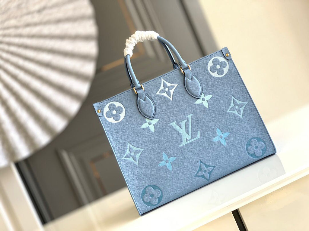 Louis Vuitton Onthego leather tote