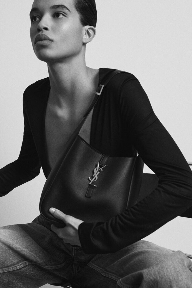 YSL LE 5 À 7 supple small IN GRAINED LEATHER