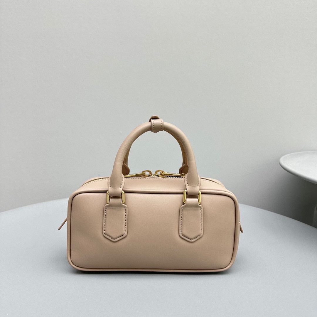Miu Miu Arcadie leather bag